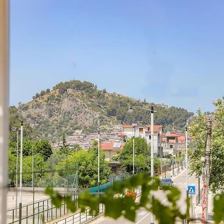 Cereni Guesthouse Берат Экстерьер фото
