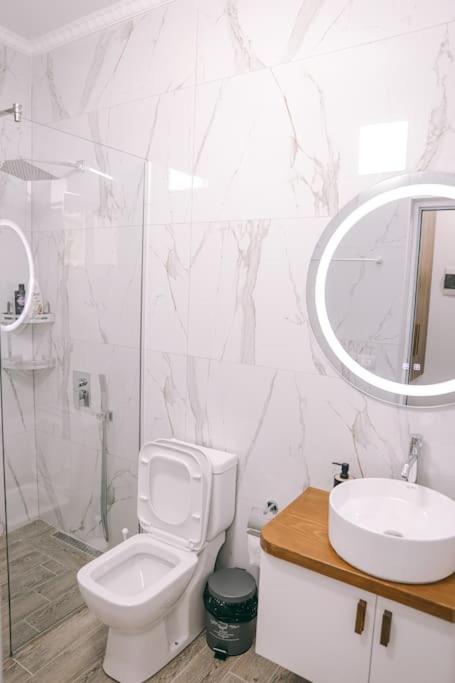 Cereni Guesthouse Берат Экстерьер фото